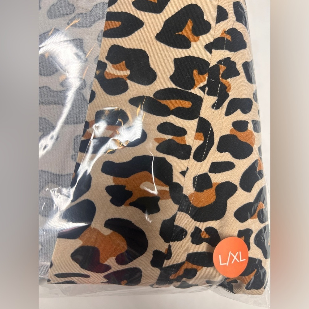 NEW Posh Peanut Women’s Lana Leopard Print Robe Size L/XL. Viscose Bamboo - Picture 9 of 15